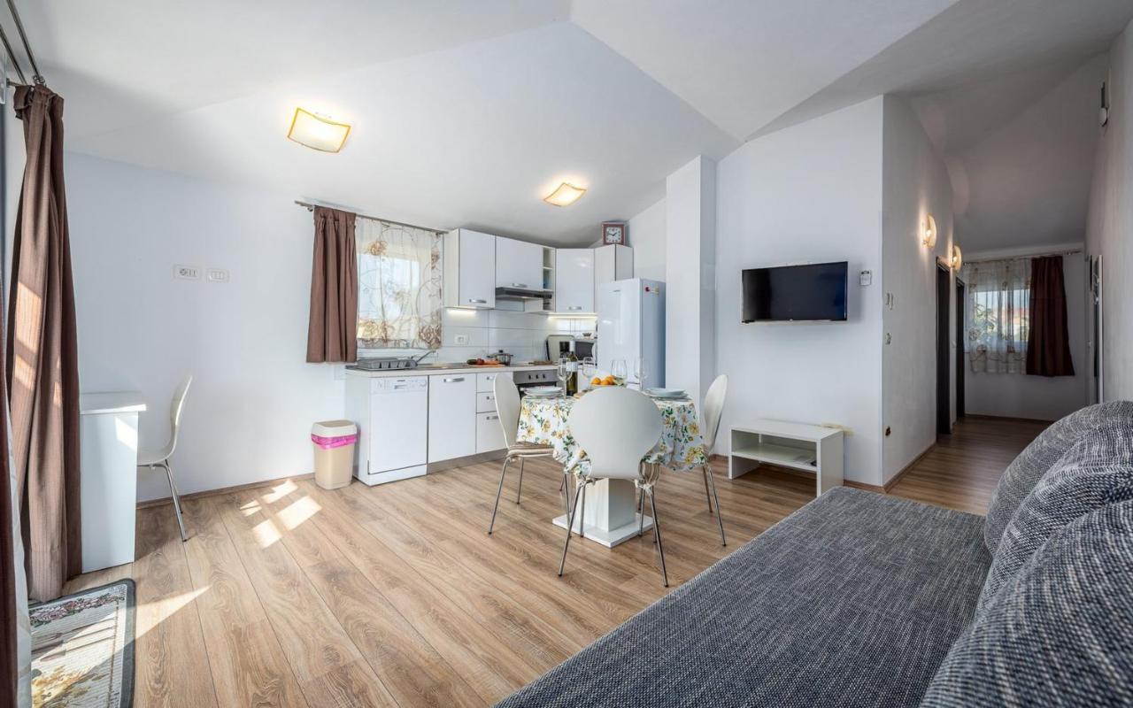 Apartment Kraljevic Umag Ngoại thất bức ảnh